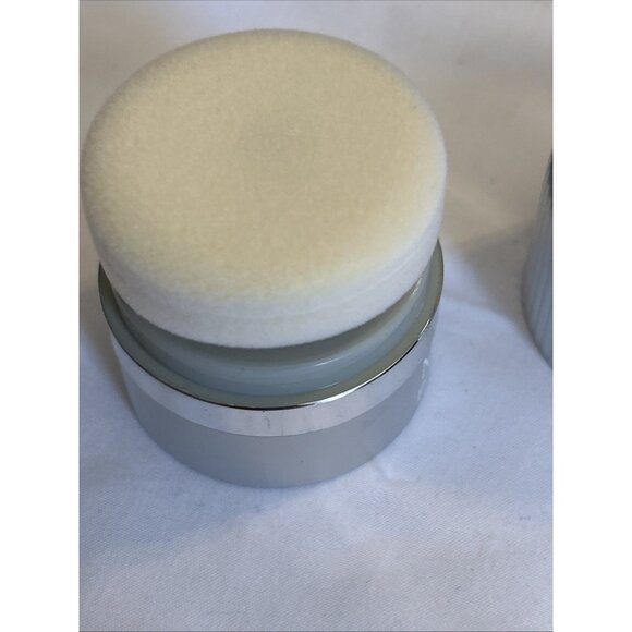 Models prefer aqua Gem creme blush w/ hands free applicator 0.61 oz vintage New - Picture 5 of 6